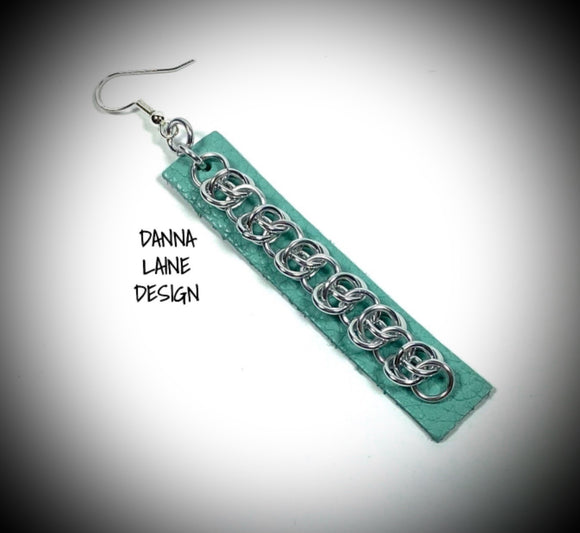 248-A/L Silver Chain on Teal Leather Backing